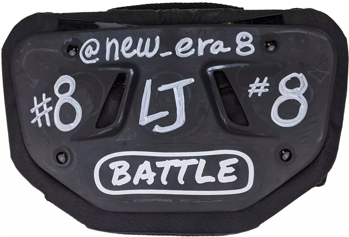 Battle Sports Blackboard Adult Football Back Plate 2 Battle Sports Blackboard Adult Football Back Plate - Image 2